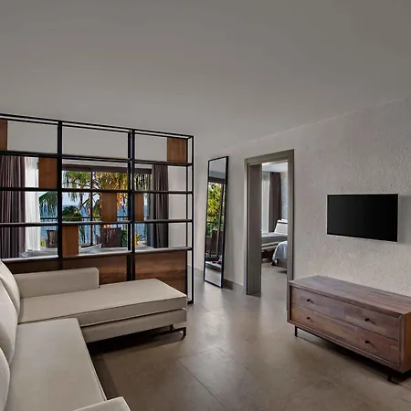 Club Marvy Resort 5*